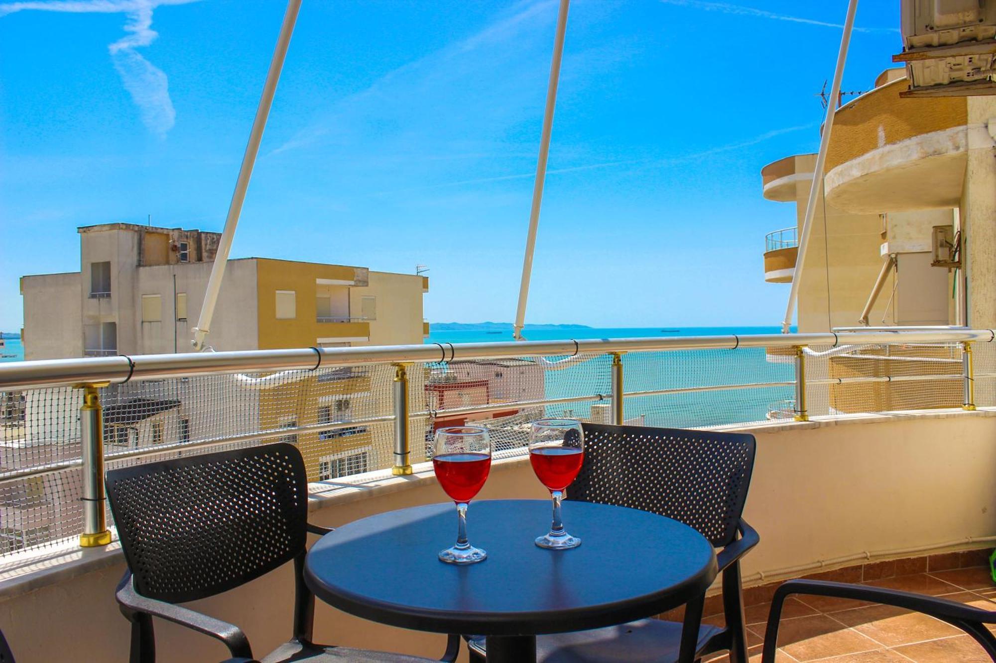 Belmondo Superior 759 Apartamento
