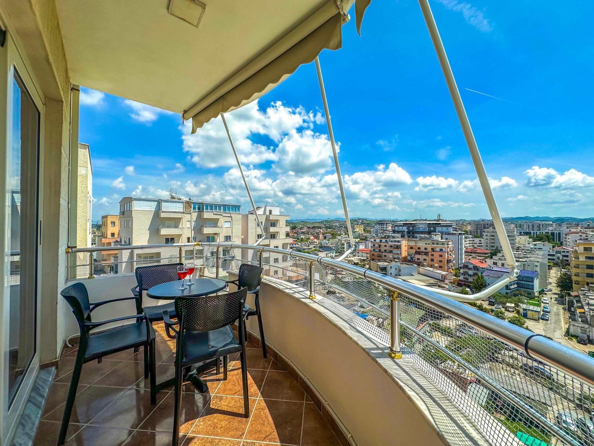 Belmondo Superior 759 Apartamento Durrës